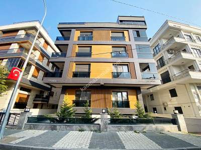 Sahilde Büyüktur Yolunda Özel Bahçeli Lüks 3+1 Daire 20