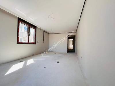 Küçükyalıda Ön Cephe,Metroya Yakın,73 M2 Net,Sıfır,2+1 2