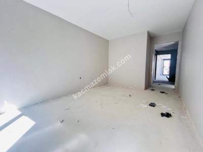 Küçükyalıda Ön Cephe,Metroya Yakın,73 M2 Net,Sıfır,2+1 5