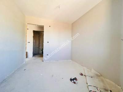 Kaçmaz'dan Küçükyalıda Ön Cephe,Metroya Yakın 60 M2 Ne 14