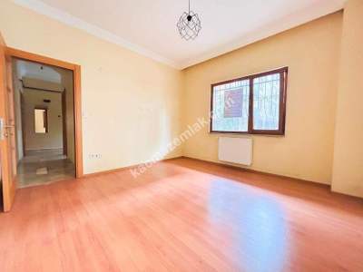 Küçükyalı Merkezi Konumda Ayrı Mutfaklı Öncephe 1+1 6