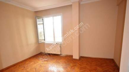 Küçükyalı'da Yatırımlık! 2+1 Düz Giriş 12