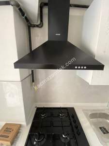 Küçükyalıda Merkezi Bir Konumda Sıfır 2+1 Arakat 6