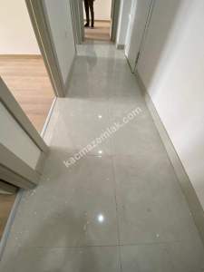 Küçükyalıda Merkezi Bir Konumda Sıfır 2+1 Arakat 9