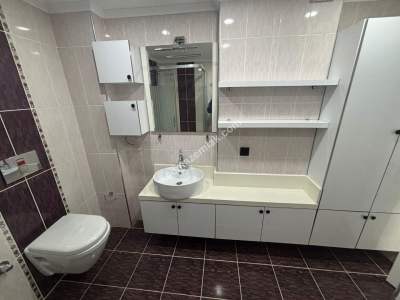 Küçükyalı Marmaray'a Yakın İçi Lüks Yapılı 3+1 33