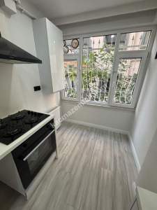 Küçükyalı Marmaray'a Yakın İçi Lüks Yapılı 3+1 3