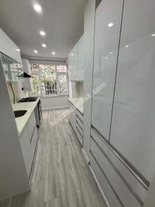 Küçükyalı Marmaray'a Yakın İçi Lüks Yapılı 3+1 9