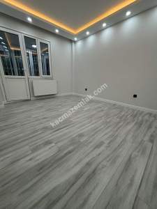 Küçükyalı Marmaray'a Yakın İçi Lüks Yapılı 3+1 10