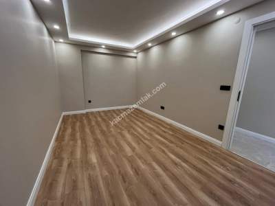 Küçükyalı'da Harika Konumda 2.Kat 125M² Ferah 3+1 17