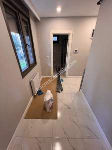 Kaçmaz'dan K.yalı Da Sıfır E'5 Metroya Yakın 1+1 Dair 17