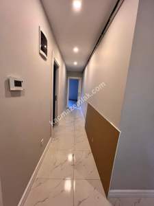 Kaçmaz'dan K.yalı Da Sıfır E'5 Metroya Yakın 1+1 Dair 16