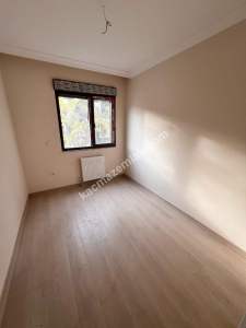 Küçükyalı'da Marmaraya Yakın Ebeveyn B. Katta Ön 3+1 4