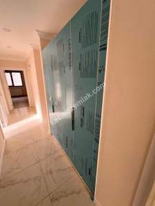 Küçükyalı'da Marmaraya Yakın Ebeveyn B. Katta Ön 3+1 18