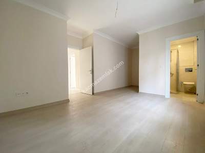 K.yalı Sıfır Ön Köşe Bina 2.Kat 110 M2 Ebeveynli 3+1 22