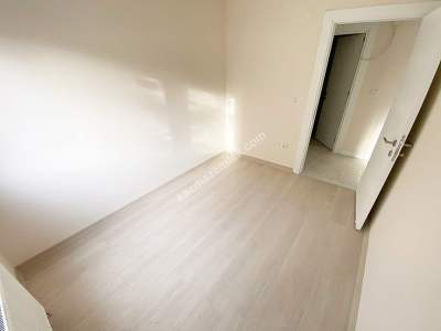 K.yalı Sıfır Ön Köşe Bina 2.Kat 110 M2 Ebeveynli 3+1 6