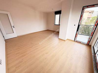 K.yalı Da Sıfır 3.Kat Ön Köşe 95 M2 3+1 Daire 3