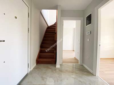Çamlıkta Sıfır Deniz Manzara 120 M2 3+1 Dubleks Daire 18