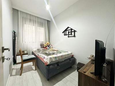 K.yalı Da Cadde Yakın 1 Yıllık 1.Kat Lüks 2+1 Daire 23