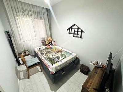 K.yalı Da Cadde Yakın 1 Yıllık 1.Kat Lüks 2+1 Daire 13