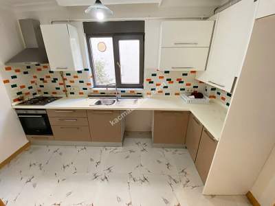 Sahilde 1.Kat Ön Köşe 95 M2 3+1 Satılık Daire 9