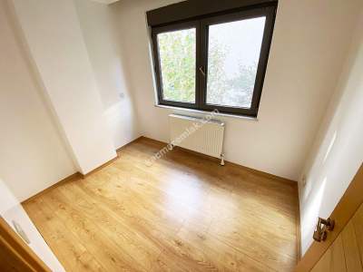 Sahilde 1.Kat Ön Köşe 95 M2 3+1 Satılık Daire 22