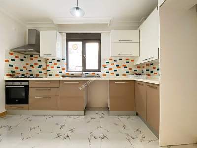 Sahilde 1.Kat Ön Köşe 95 M2 3+1 Satılık Daire 10