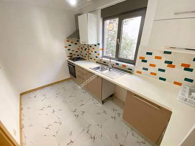 Sahilde 1.Kat Ön Köşe 95 M2 3+1 Satılık Daire 30