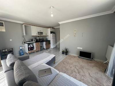 Pendik Güllübağlarda Yeni Binada Oldukça Geniş Satılık 9