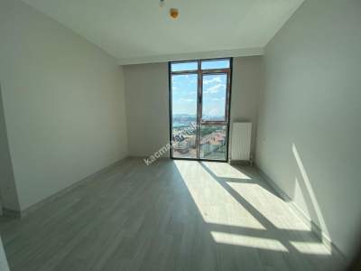 Pendik Siltaş Marina' Da Satılık Deniz Manza 21