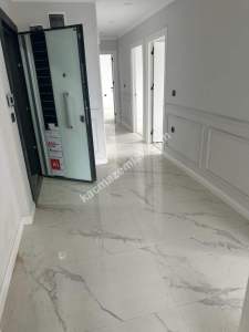 Kaçmaz'dan Dolayoba Ana Caddede Full Yapılı Sıfır 3+1 12