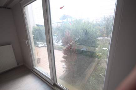 Sancaktepe Samandıra Sitede Sıfır Satılık 2+1 Bahçe Kat