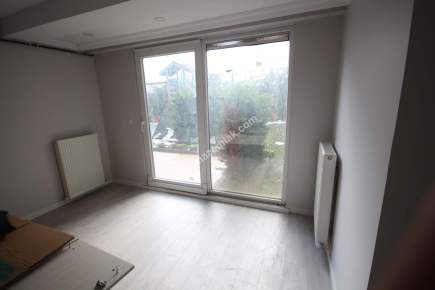 Sancaktepe Samandıra Sitede Sıfır Satılık 2+1 Bahçe Kat 3