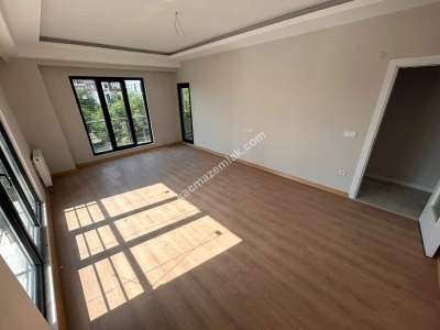 Safa Mah. 3+1 120 M2 2.Kat K.otopark Sıfır Daire 2