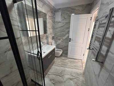 Safa Mah. 3+1 120 M2 2.Kat K.otopark Sıfır Daire 31