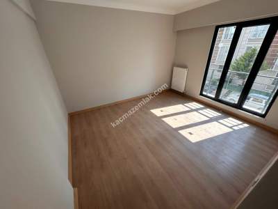 Safa Mah. 3+1 120 M2 2.Kat K.otopark Sıfır Daire 22