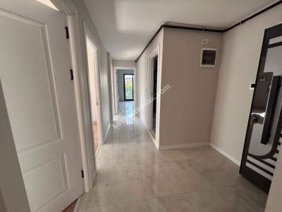 Safa Mah. 3+1 120 M2 2.Kat K.otopark Sıfır Daire 27