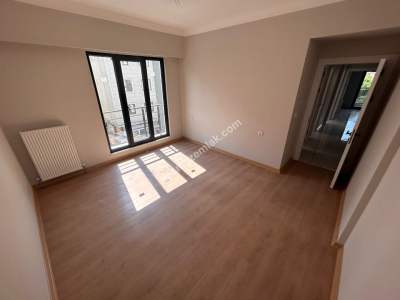 Safa Mah. 3+1 120 M2 2.Kat K.otopark Sıfır Daire 23