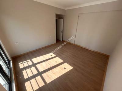 Safa Mah. 3+1 120 M2 2.Kat K.otopark Sıfır Daire 24