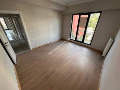 Safa Mah. 3+1 120 M2 3.Kat K.otopark Sıfır Daire 23