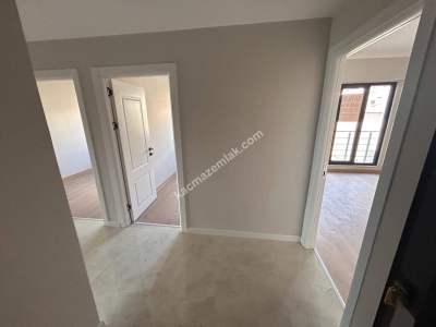 Safa Mah. 3+1 120 M2 3.Kat K.otopark Sıfır Daire 21