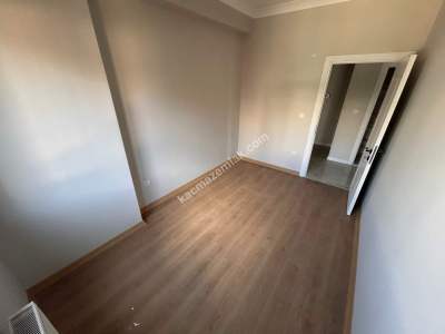 Safa Mah. 3+1 120 M2 3.Kat K.otopark Sıfır Daire 19