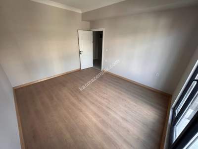 Safa Mah. 3+1 120 M2 3.Kat K.otopark Sıfır Daire 24