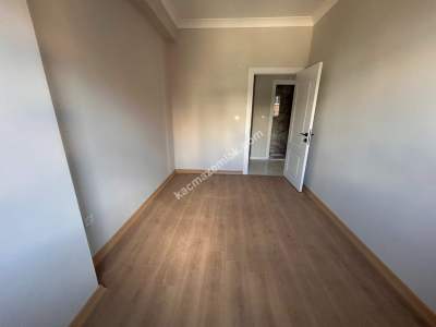 Safa Mah. 3+1 120 M2 3.Kat K.otopark Sıfır Daire 20