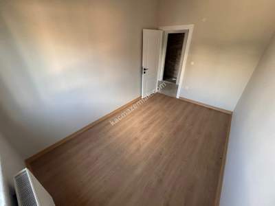 Safa Mah. 3+1 120 M2 3.Kat K.otopark Sıfır Daire 15