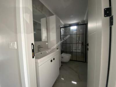 Sultanbeyli Battalgazi'de Ebeveyn Banyolu 2+1 Satılık 22