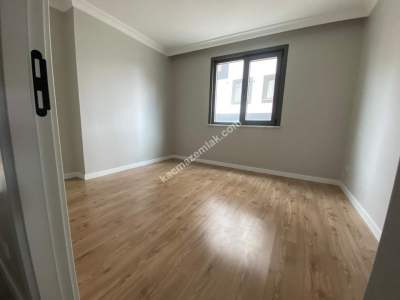 Sultanbeyli Battalgazi'de Ebeveyn Banyolu 2+1 Satılık 12