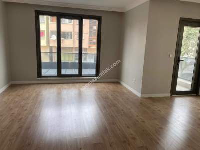 Sultanbeyli Battalgazi'de Ebeveyn Banyolu 2+1 Satılık 3