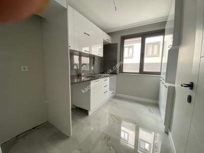 Sultanbeyli Battalgazi'de Ebeveyn Banyolu 2+1 Satılık 10