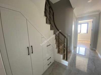 Sultanbeyli Battalgazide Sıfır 4+1 Dubleks 4 Banyolu 14