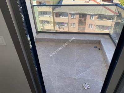 Sultanbeyli Battalgazide Sıfır 4+1 Dubleks 4 Banyolu 7